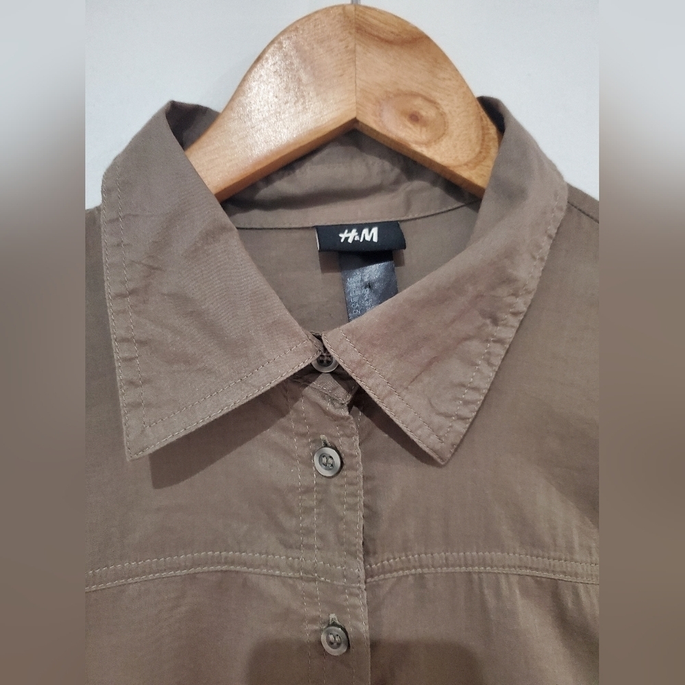 H&M dark khaki long button down tunic w roll up sleeve size 2 - Picture 2 of 6